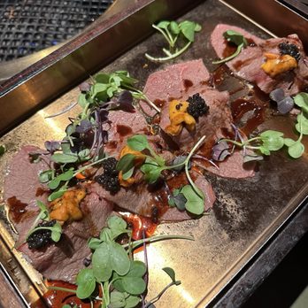 Chubby Cattle - Wagyu nigiri with uni and caviar - Barbeque Near Me - Pleasanton, California Chubby Cattle - Wagyu nigiri with uni and caviar - Barbeque Near Me - Pleasanton, California