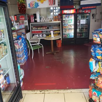 Maili Shave Ice and Snacks - The mini mart - Desserts Near Me - Waianae, Hawaii