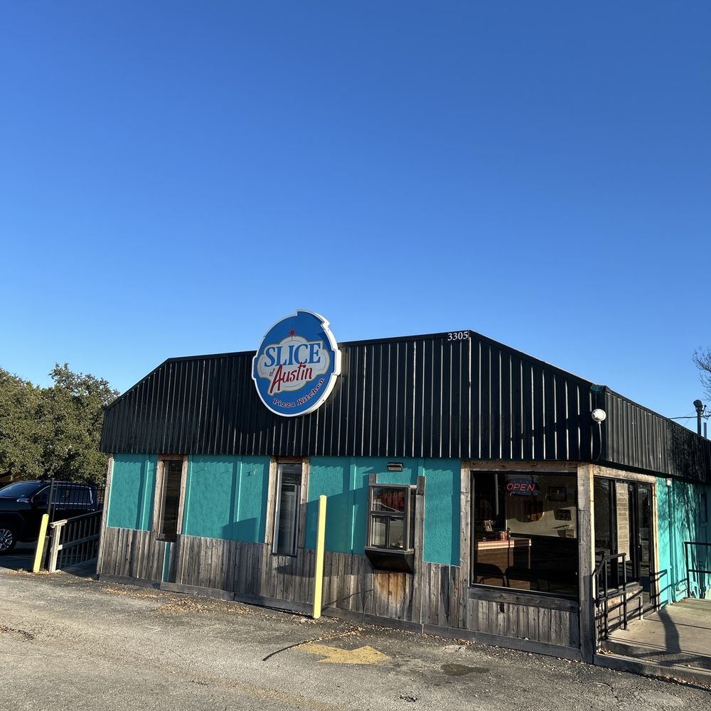 Slice of Austin - Christmas Eve. Blue sky's. Picking up the best Veggie Pizza - Pizza Near Me - Austin, Texas Slice of Austin - Christmas Eve. Blue sky's. Picking up the best Veggie Pizza - Pizza Near Me - Austin, Texas
