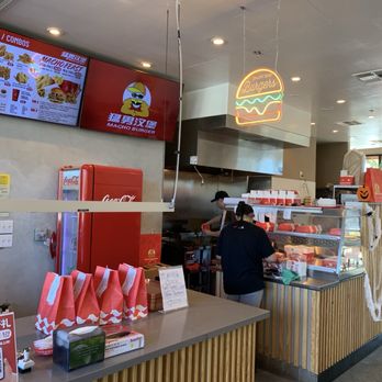 Macho Burger - Waiting on the order - Burgers Near Me - Sunnyvale, California Macho Burger - Waiting on the order - Burgers Near Me - Sunnyvale, California
