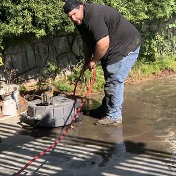 Americana Plumbing Experts - Hydrojetting a line. - Water Heater Installation/Repair Near Me - Eagle Rock, California