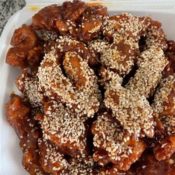 Great Wall Chinese Cuisine - Sesame Chicken