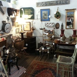 Foxwell's Antiques & Collectibles Mall