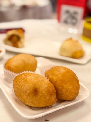 Tang Gong Seafood Restaurant 唐宫海鲜酒楼 by null