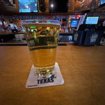 Texas Roadhouse - Pint of beer - Steakhouses Near Me - Pflugerville, Texas Texas Roadhouse - Pint of beer - Steakhouses Near Me - Pflugerville, Texas