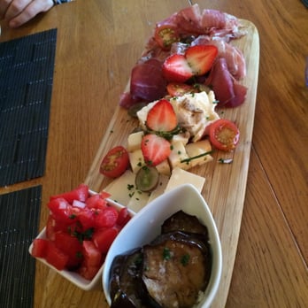 Reina Mora - Antipasti - Middle Eastern Near Me - Palma de Mallorca, PM Reina Mora - Antipasti - Middle Eastern Near Me - Palma de Mallorca, PM