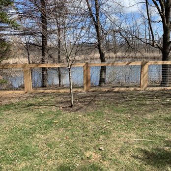 Custom Built Fence & Deck - Fences & Gates Near Me - Mundelein, Illinois Custom Built Fence & Deck - Fences & Gates Near Me - Mundelein, Illinois