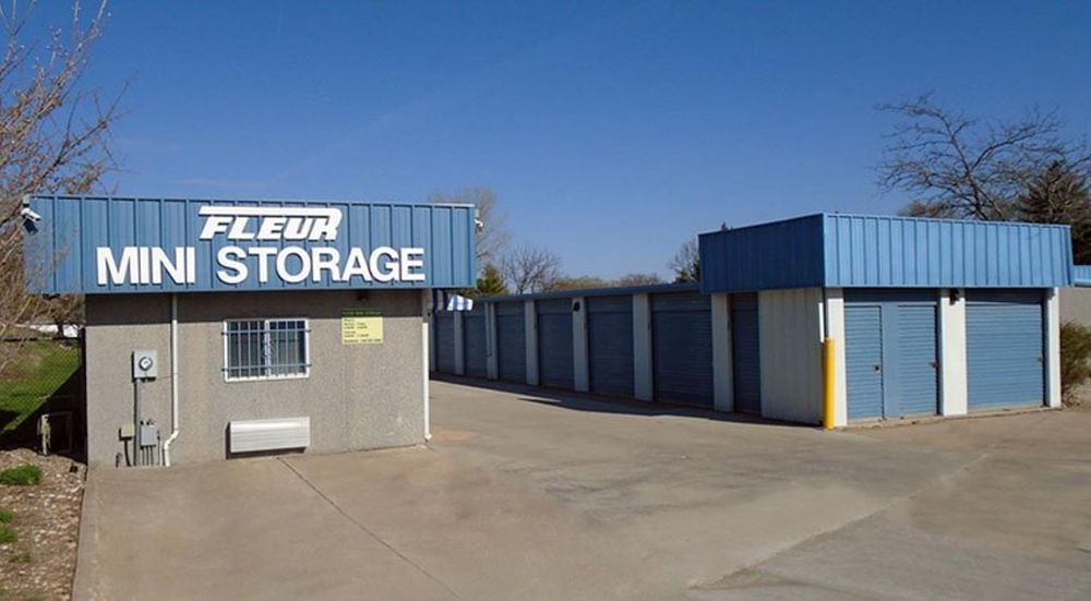 STORAGEMART Updated April 2024 1900 Hackley Ave, Des Moines, Iowa