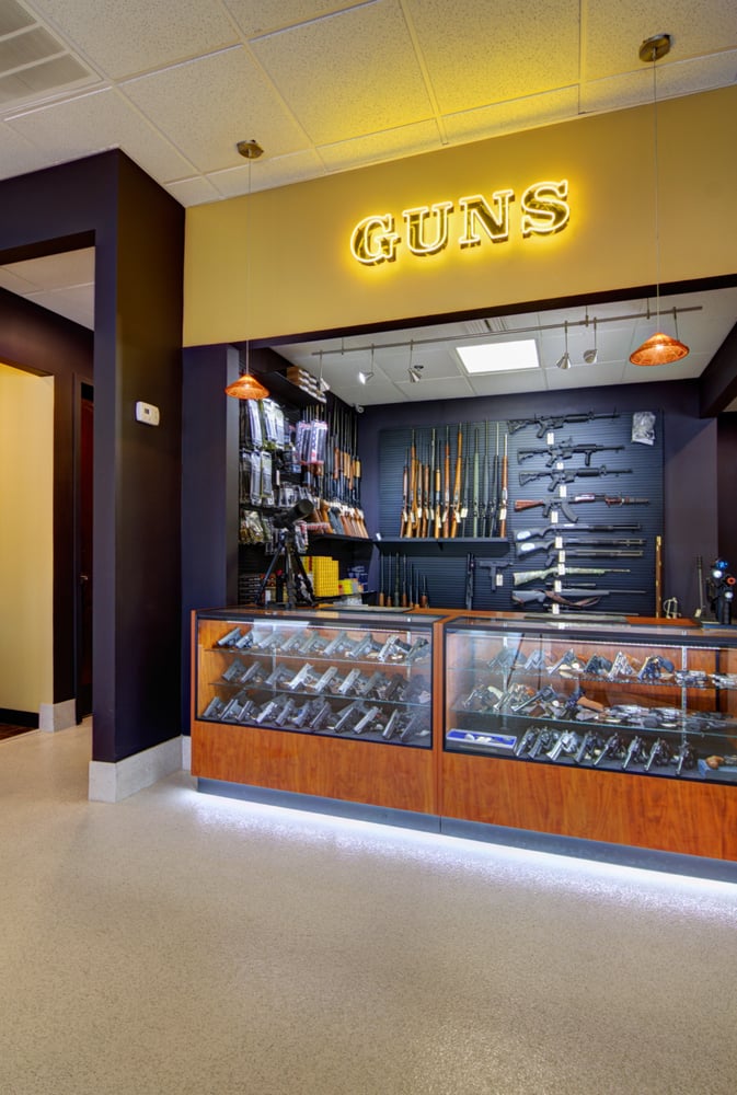 PARAMOUNT PAWN AND JEWELRY Updated September 2024 31 Photos & 10