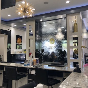 Biltmore Nail Bar - Water fall - Nail Salons Near Me - Phoenix, Arizona