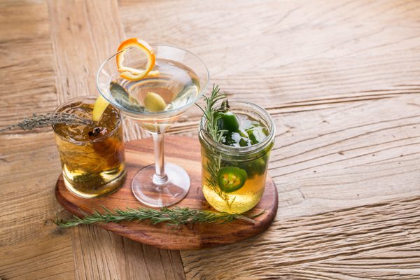 Iron & Oak Restaurant and Bar by null