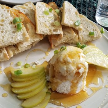 Lompoc Cafe - Beehive appetizer - Cafes Near Me - Bar Harbor, Maine