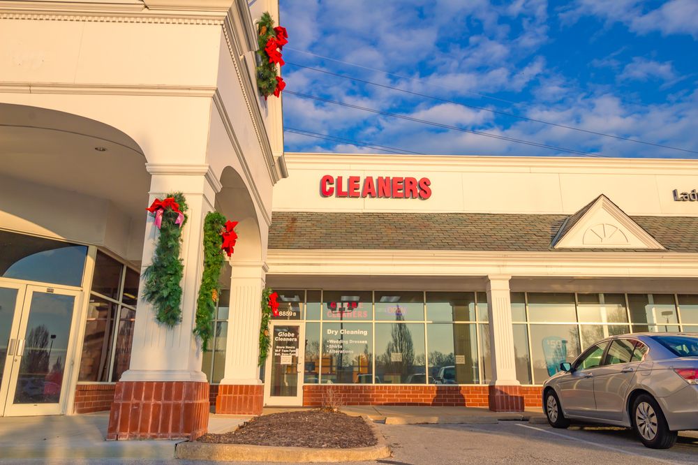 GLOBE DRY CLEANERS LADUE Updated September 2024 8885 Ladue Rd