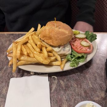 CJ's Restaurant & Bar - Italian Near Me - O'fallon, Missouri
