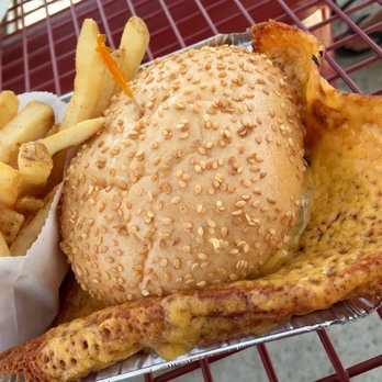 Squeeze Burger - 07.03.18 Squeezeburger w/Cheese combo - Burgers Near Me Squeeze Burger - 07.03.18 Squeezeburger w/Cheese combo - Burgers Near Me