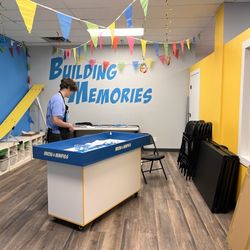 Bricks & Minifigs - Roseville - Party room