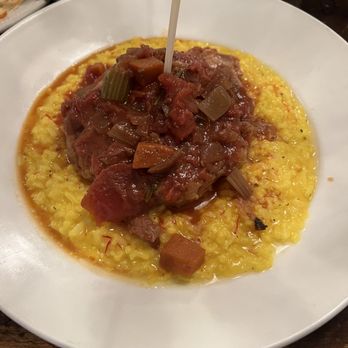 Cafe Fiore - Osso Buco Con Risotto Alla Milanese - Italian Near Me - Ventura, California Cafe Fiore - Osso Buco Con Risotto Alla Milanese - Italian Near Me - Ventura, California