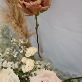 Save the Date Florida - Brown stems..OLD - Floral Designers Near Me Save the Date Florida - Brown stems..OLD - Floral Designers Near Me