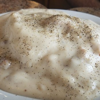 Flor's Diner - Buscuits and Gravy - American Near Me - Colton, California