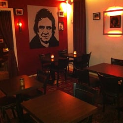2112 - Inner room seating for eating
