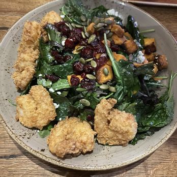 Lainey Wilson's Bell Bottoms Up - Sweet potato salad with fried shrimp - Cocktail Bars Near Me - Nashville, Tennessee Lainey Wilson's Bell Bottoms Up - Sweet potato salad with fried shrimp - Cocktail Bars Near Me - Nashville, Tennessee