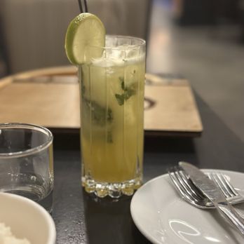 ZEN Kitchen & Bar - Mango Mojito - Bars Near Me - Rchy, Florida ZEN Kitchen & Bar - Mango Mojito - Bars Near Me - Rchy, Florida