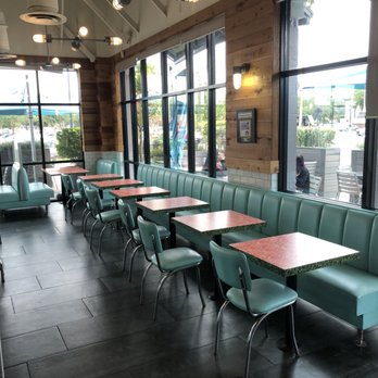 Fresh Kitchen - One of the inside dining areas. - New American Near Me - Orlando, Florida