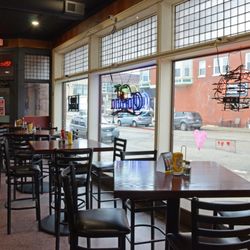Bopp's Bar and Grill