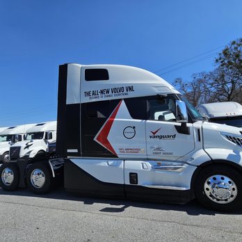 Vanguard Truck Centers - Commercial Truck Dealers Near Me - Phoenix, Arizona Vanguard Truck Centers - Commercial Truck Dealers Near Me - Phoenix, Arizona