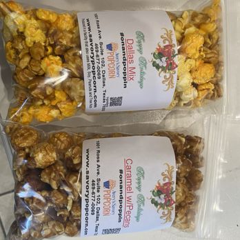 Avery's Savory Popcorn - My two favorite! Dallas Mix and Caramel with Pecans - Popcorn Shops Near Me - Dallas, Texas Avery's Savory Popcorn - My two favorite! Dallas Mix and Caramel with Pecans - Popcorn Shops Near Me - Dallas, Texas