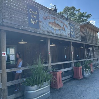 Ellis Creek Fish Camp - Seafood Near Me - Charleston, South Carolina