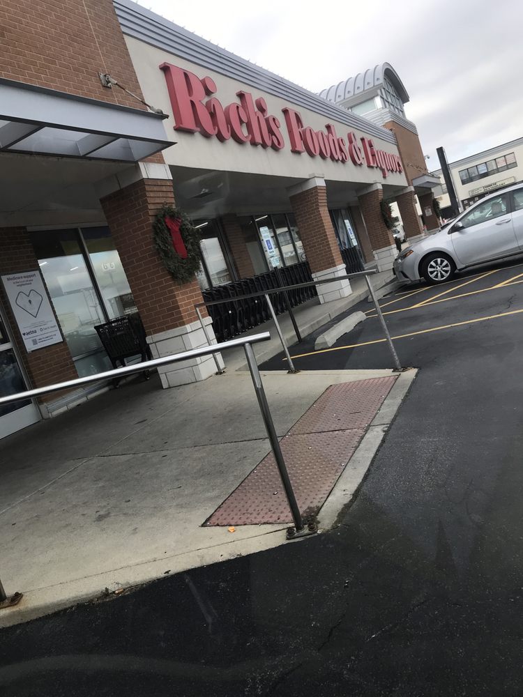 RICH’S FOODS & LIQUORS Updated May 2024 34 Photos & 47 Reviews