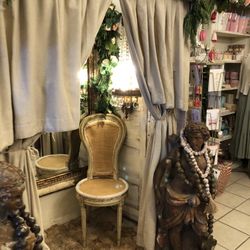The Romantic Home