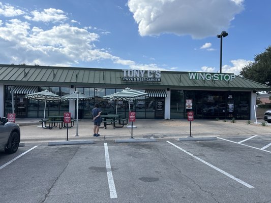 Tony C's Pizza & Beer Garden - Anderson Lane by null