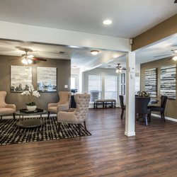 Esencia Apartment Homes