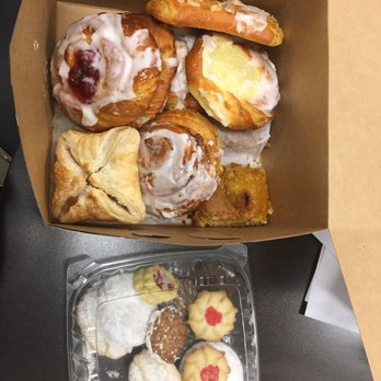 Thomas Cake Shop - Delicious assortment of pasties and cookies!! - Bakeries Near Me - Troy, Michigan