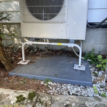 Williamson Aj Termite Control - Wasp nest behind the mini split condenser. - Pest Control Near Me - Sudbury, Massachusetts Williamson Aj Termite Control - Wasp nest behind the mini split condenser. - Pest Control Near Me - Sudbury, Massachusetts
