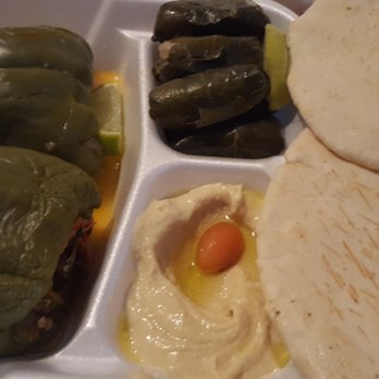 Me'Mo's Middle Eastern Cuisine - Dolma, hummus and stuffed Bell peppers - Lebanese Near Me - Modesto, California