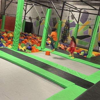 Get Air Trampoline Park - Foam pit swing - Trampoline Parks Near Me - Virginia Beach, Virginia