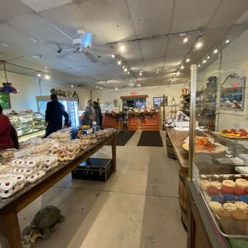 My Sweet Lilly - Inside (huge shop) - Bakeries Near Me - Pittsburgh, Pennsylvania My Sweet Lilly - Inside (huge shop) - Bakeries Near Me - Pittsburgh, Pennsylvania