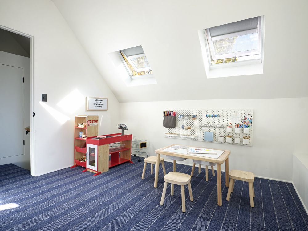 Slide of Skylight Pros