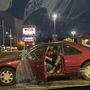 Taco Bell - Workers getting high - Fast Food Near Me - Lenoir City, Tennessee