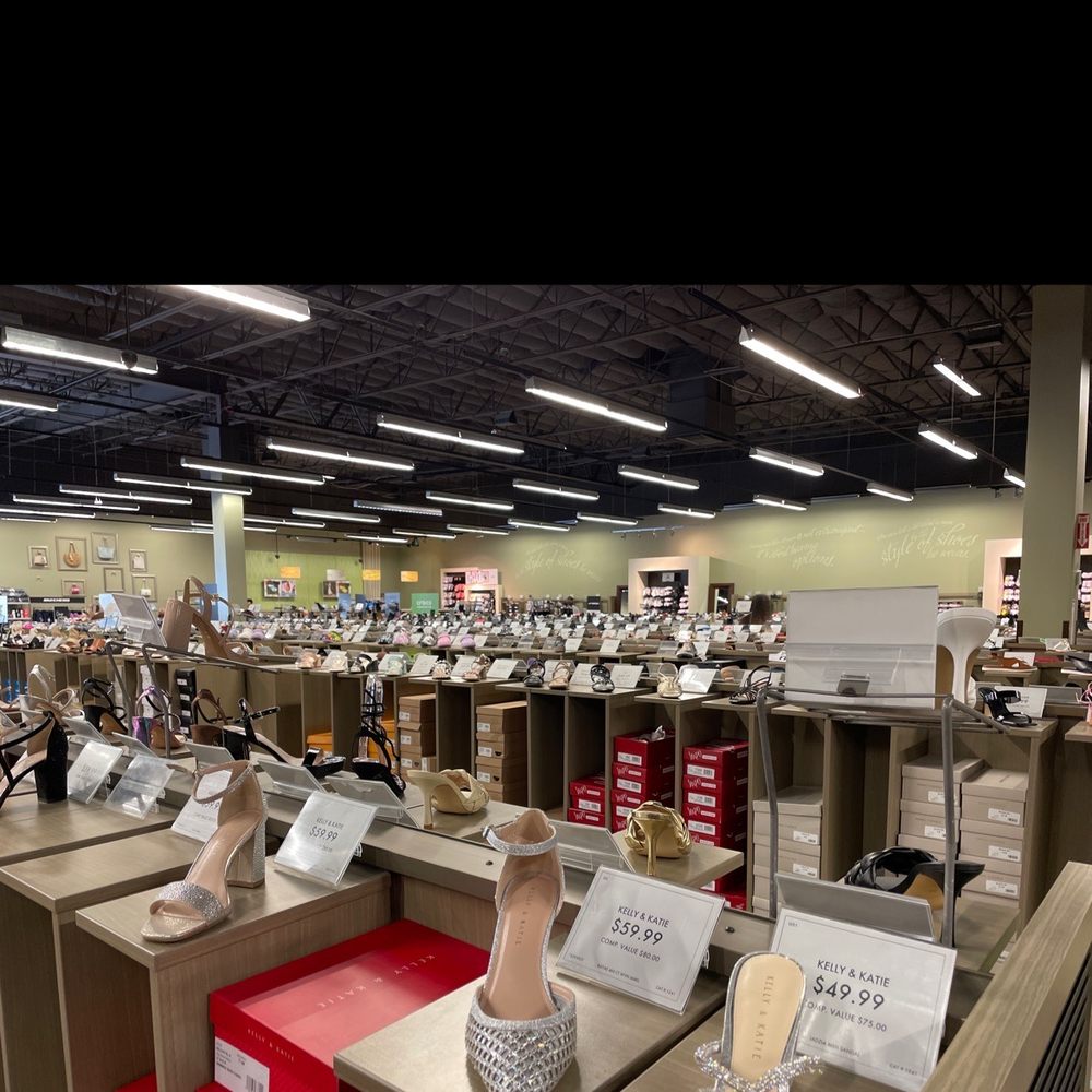 DSW DESIGNER SHOE WAREHOUSE Updated September 2024 59 Photos & 47