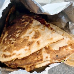 Gunpowder Cafe - Garlic Naan