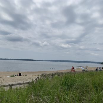 Iggy's Doughboys & Chowder House - Seafood Near Me - Warwick, Rhode Island