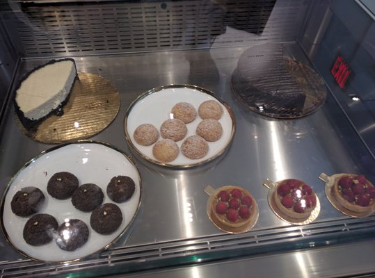 Mah-Ze-Dahr Bakery by null