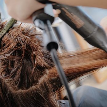 Beyond The Mirror - Blow Dry Service In Action - Hair Salons Near Me - Kailua, Hawaii