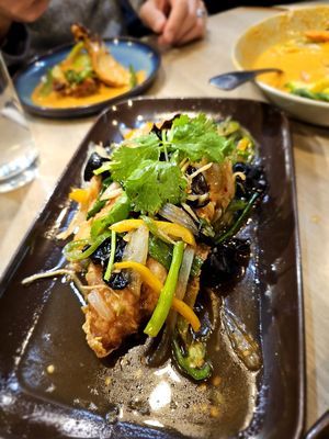 Tiptara : Thai Food by null