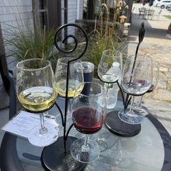 Stonington Vineyards Inc
