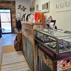 The Mason Jar - Inside of The Mason Jar front desk